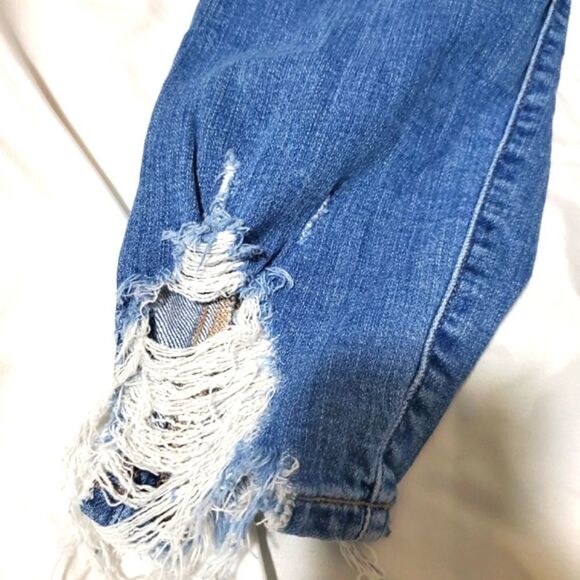 " Destroyed "and "Trashed" Style Cropped Jeans Raw Hem Size 14 - Picture 10 of 10